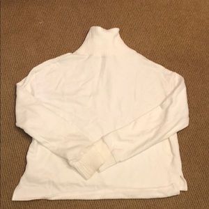 Oak and Fort white turtle neck